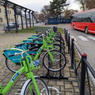 Stojany pre zdieľané bicykle v Senci