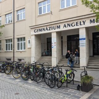 Stojan na bicykle Trnava od Verhofsté